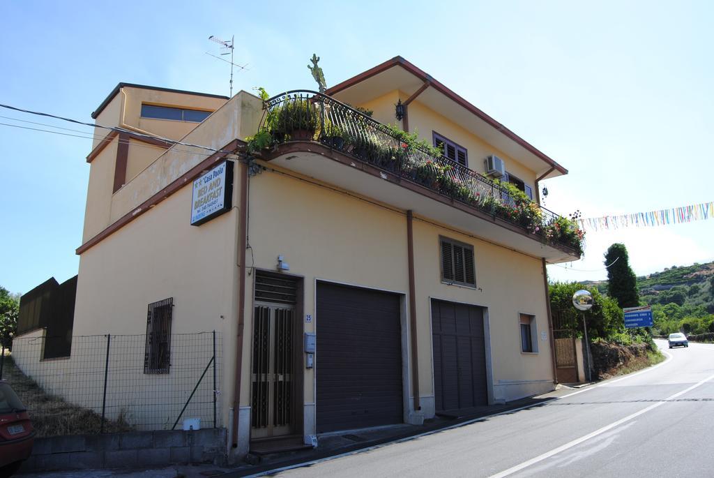B&B Casa Paolo Fiumefreddo di Sicilia Luaran gambar